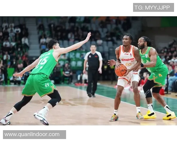 深圳马可波罗球员接受训练营培训，打造黄金一代